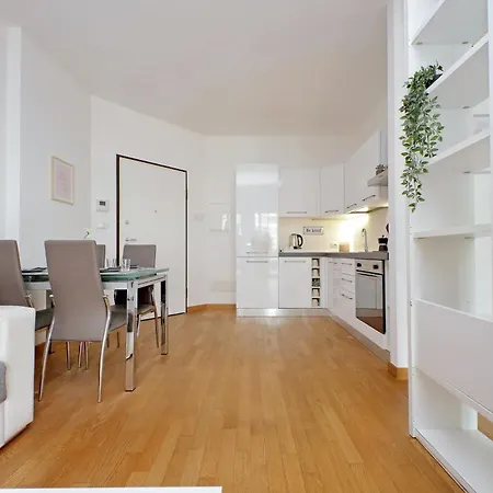 公寓 Maurizios Flat