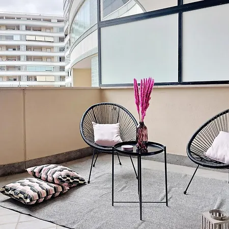 Апартаменты Maurizios Flat By Domusdimore